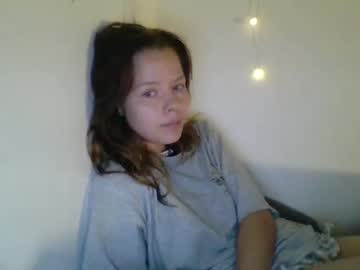 dontlookinme