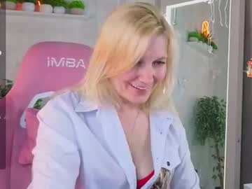 julie lucasss