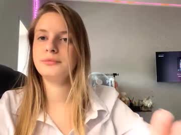 kittenkisss