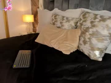 naylagrey