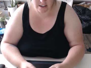 squirtymilfjess